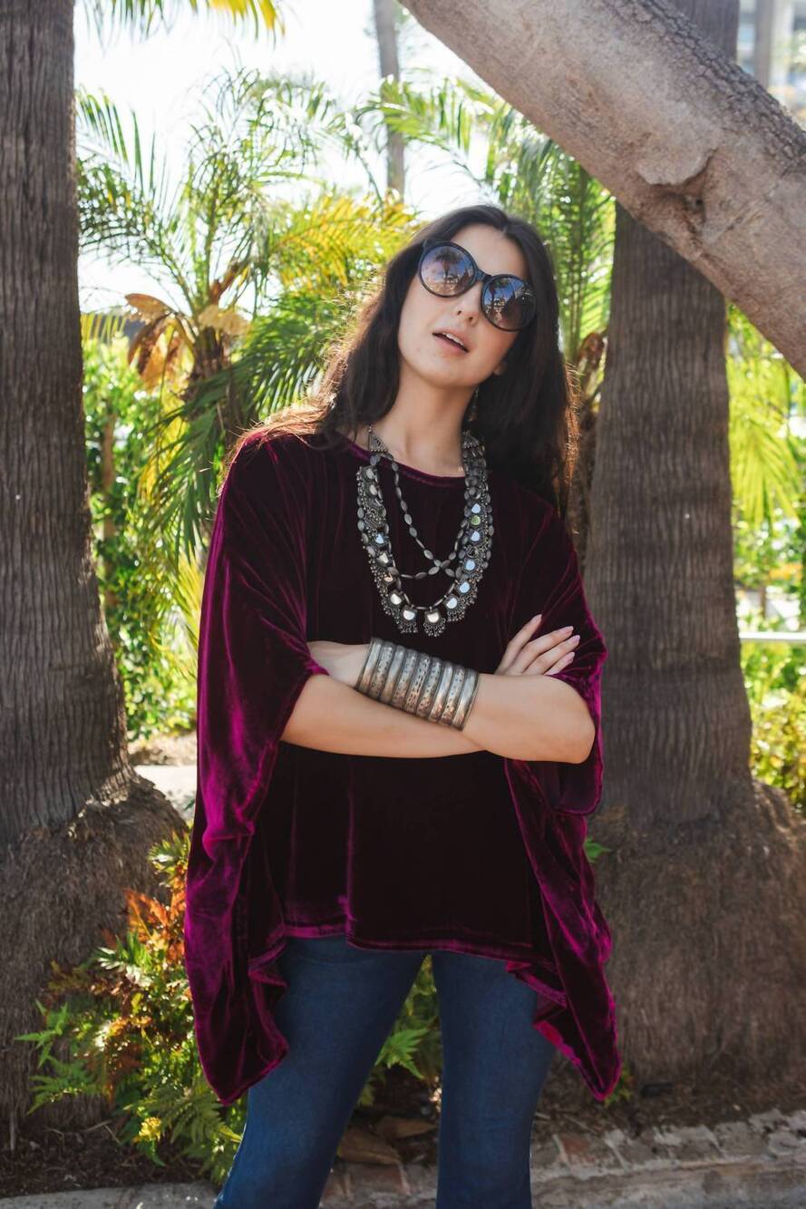 NEW JENNAFER GRACE silk velvet scarf top in plumberry